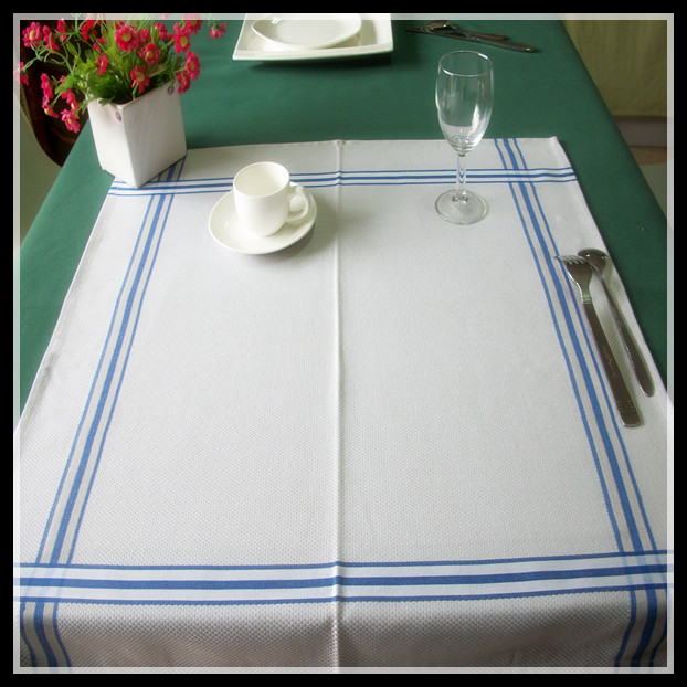 Table&nbsp;napkin&nbsp;wit��